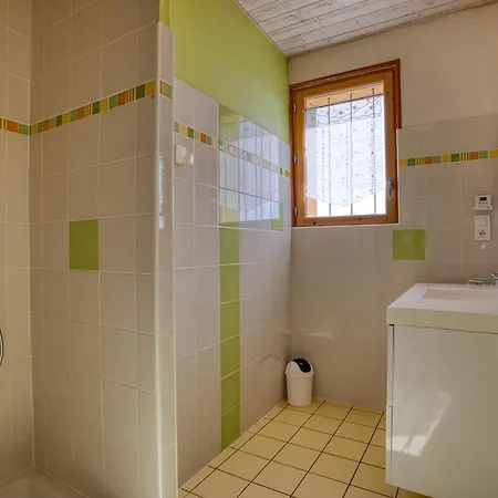 Maison Paisible A Avec Grand Jardin - Fr-1-616-360 בית כפרי *