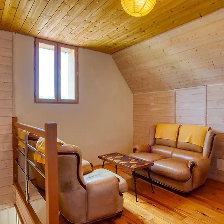 Maison Paisible A Avec Grand Jardin - Fr-1-616-360