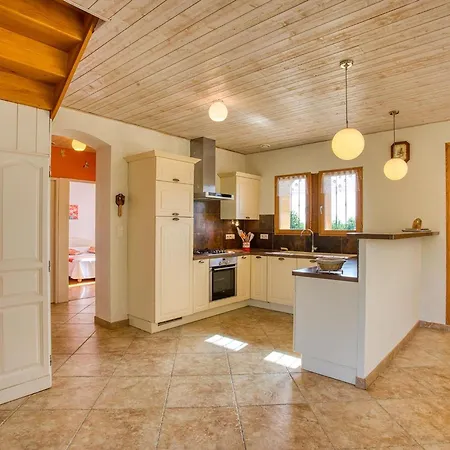 בית כפרי Maison Paisible A Avec Grand Jardin - Fr-1-616-360