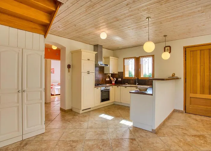 بيت للعطل Maison Paisible A Avec Grand Jardin - Fr-1-616-360