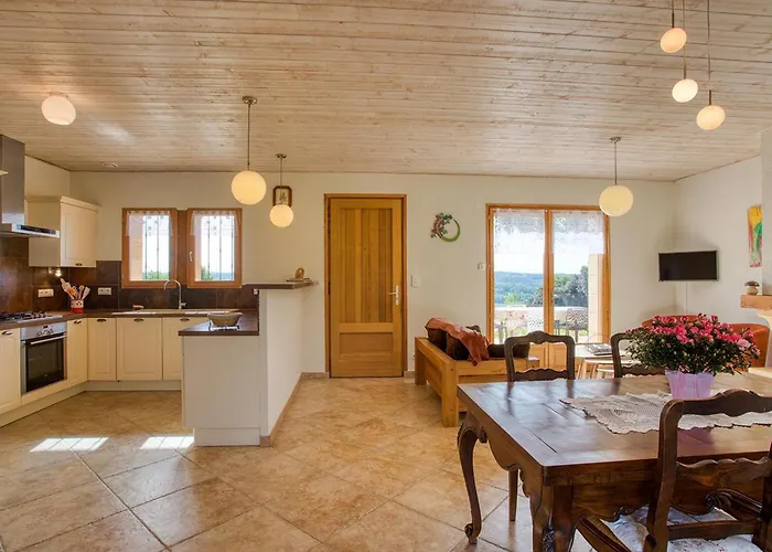 بيت للعطل Maison Paisible A Avec Grand Jardin - Fr-1-616-360